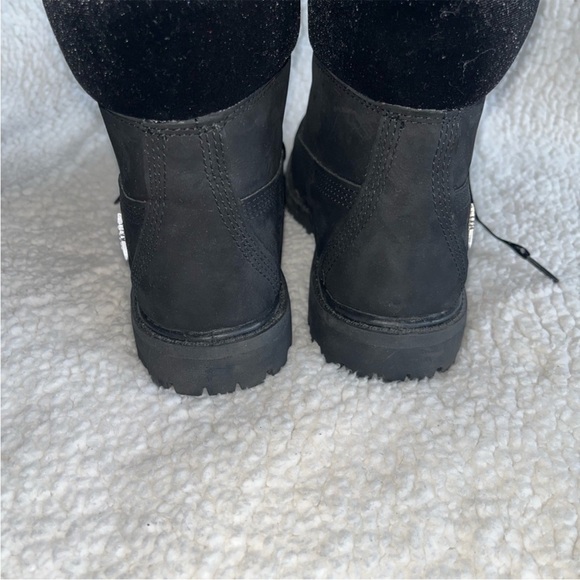 Timberland Black Velvet Women’s Boots - Picture 6 of 8